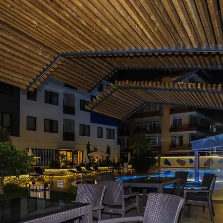Cleopatra Twin Towers Apartment